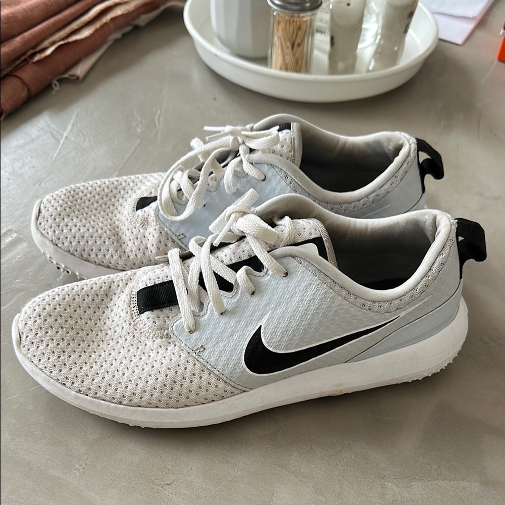 Nike Roshe Golf Shoes